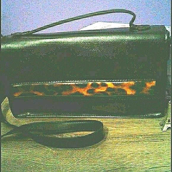 Merona Black & Leopard Print Vegan Leather Classic Envelope Clutch Bag - Picture 2 of 8
